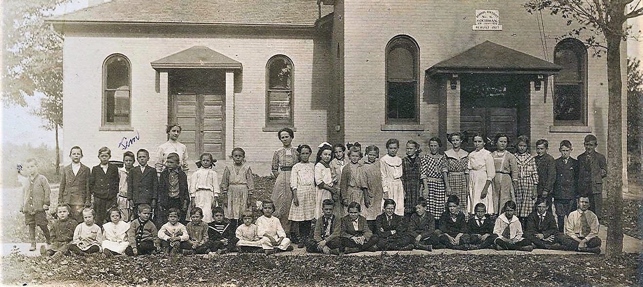 Students outside Sheridan School No. 8, photographed about 1912.